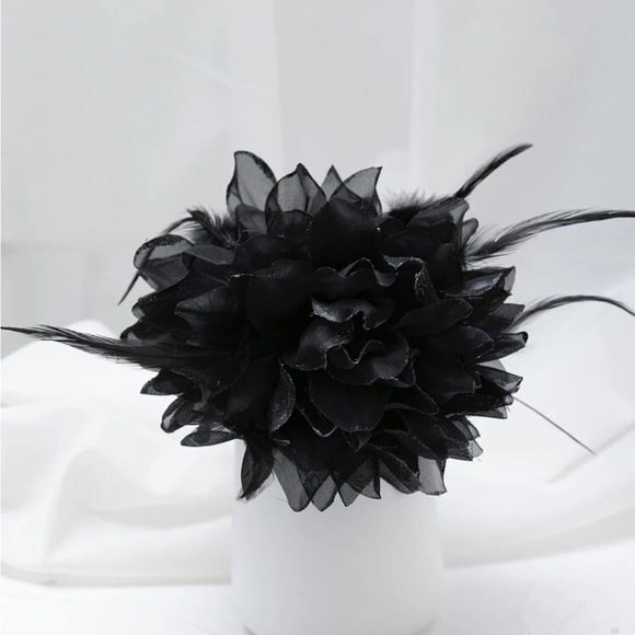 Cute black Hair clip - Picture 3 of 4